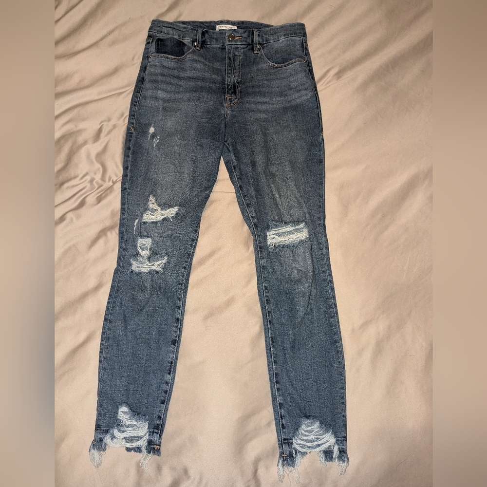 Good American Distressed Skinny Jeans